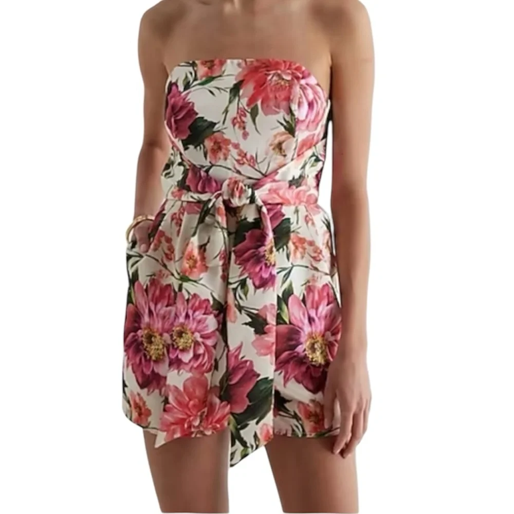 Express Women’s Floral Strapless Romper